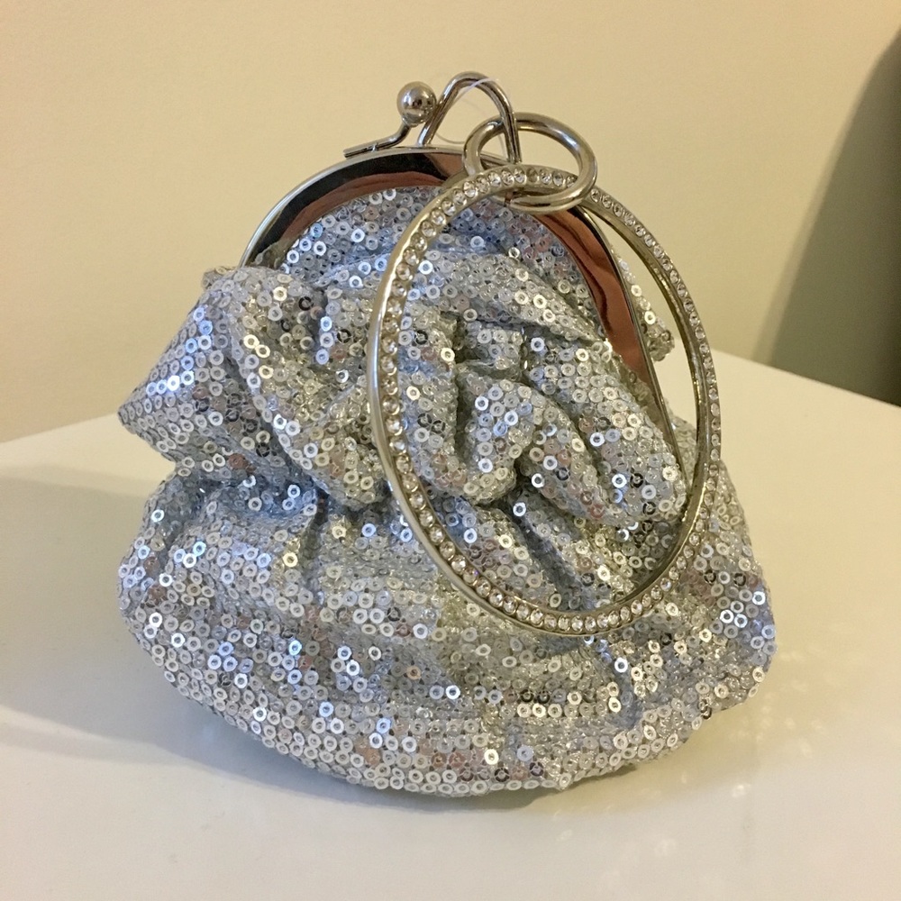 NWOT Silver Sequined Purse